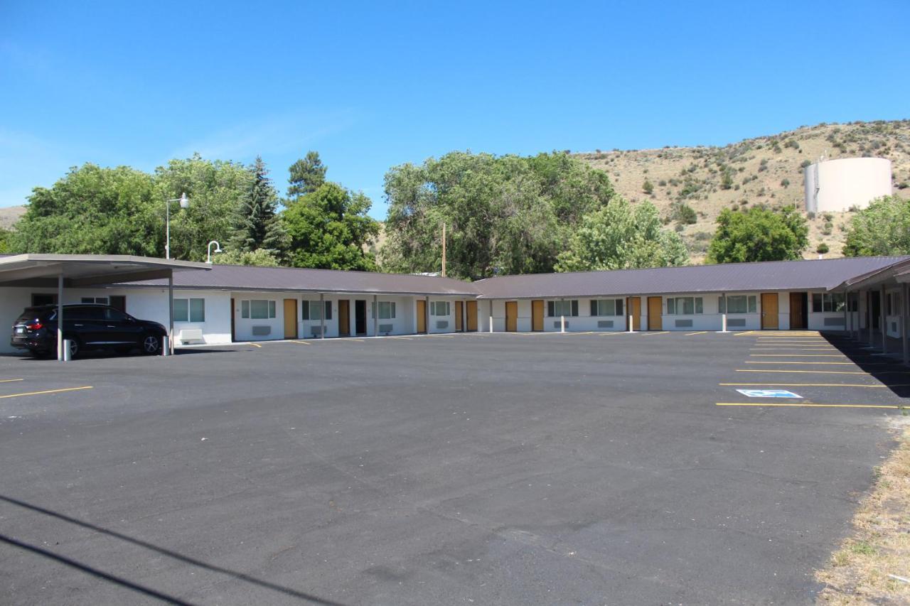 Oregon Trail Inn And Suites Lakeview Bagian luar foto